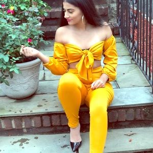 Yellow Women Set